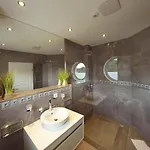 Beach House Palstek Mit Gratis Nutzung Vom Ahoi Erlebnisbad Und Sauna In Sellin Goehren (Ruegen)