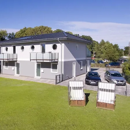 Strandnah, Balkon, Meerblick, Sauna, Gratis Nutzung Vom Ahoi Erlebnisbad Und Sauna In Sellin - House Palstek *