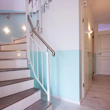 Strandnah, Balkon, Meerblick, Sauna, Gratis Nutzung Vom Ahoi Erlebnisbad Und Sauna In Sellin - House Palstek 괴렌