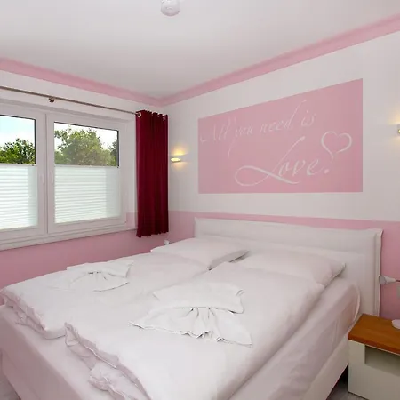 Σπίτι διακοπών Strandnah, Balkon, Meerblick, Sauna, Gratis Nutzung Vom Ahoi Erlebnisbad Und Sauna In Sellin - House Palstek *