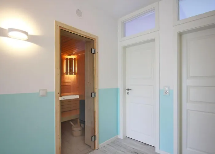Beach House Palstek Mit Gratis Nutzung Vom Ahoi Erlebnisbad Und Sauna In Sellin Holiday home Goehren (Ruegen)